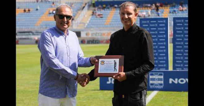 &Tau;&omicron;&nu; &Gamma;&iota;ώ&rho;&gamma;&omicron; &Mu;&pi;&alpha;&nu;&tau;ή &tau;ί&mu;&eta;&sigma;&epsilon; &eta; &Pi;&Alpha;&Epsilon; &Alpha;&sigma;&tau;έ&rho;&alpha;&sigmaf; (vd)