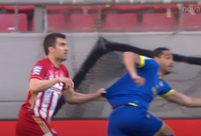 &Beta;&alpha;&rho;&omicron;ύ&chi;&alpha;&sigmaf;: &laquo;Έ&gamma;&iota;&nu;&epsilon; &pi;έ&nu;&alpha;&lambda;&tau;&iota; &tau;&omicron;&upsilon; &Pi;&alpha;&pi;&alpha;&sigma;&tau;&alpha;&theta;ό&pi;&omicron;&upsilon;&lambda;&omicron;&upsilon; &sigma;&tau;&omicron;&nu; &Iota;&gamma;&kappa;&lambda;έ&sigma;&iota;&alpha;&sigmaf;&raquo;