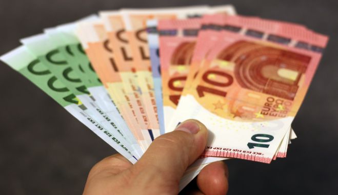 Ιδιωτικός Τομέας | Στα 820-830 ευρώ ο νέος κατώτατος μισθός από την 1η Απριλίου