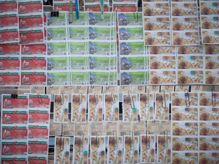 &Lambda;&alpha;ϊ&kappa;ό &Lambda;&alpha;&chi;&epsilon;ί&omicron; | &Mu;&omicron;ί&rho;&alpha;&sigma;&epsilon; 100.000 &euro; &sigma;&epsilon; &tau;&upsilon;&chi;&epsilon;&rho;ό &sigma;&tau;&omicron; Ά&rho;&gamma;&omicron;&sigmaf;!