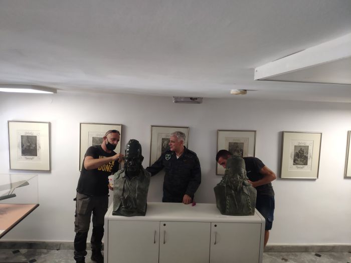 &Pi;&omicron;&lambda;&epsilon;&mu;&iota;&kappa;ό &Mu;&omicron;&upsilon;&sigma;&epsilon;ί&omicron; | &Kappa;&alpha;&theta;&alpha;&rho;ί&sigma;&tau;&eta;&kappa;&alpha;&nu; &pi;&rho;&omicron;&tau;&omicron;&mu;έ&sigmaf; &mu;&epsilon; &tau;&eta;&nu; &epsilon;&upsilon;&gamma;&epsilon;&nu;&iota;&kappa;ή &chi;&omicron;&rho;&eta;&gamma;ί&alpha; &tau;&omicron;&upsilon; &Delta;ή&mu;&omicron;&upsilon; &Tau;&rho;ί&pi;&omicron;&lambda;&eta;&sigmaf;