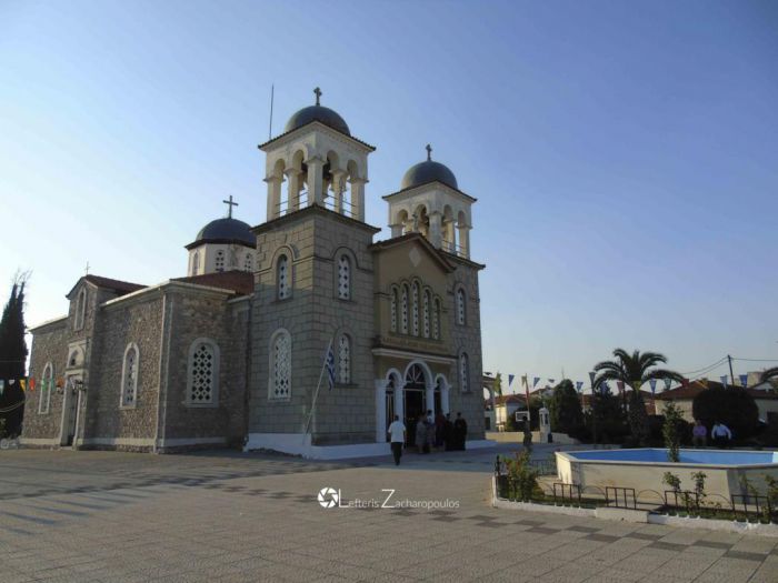 &Tau;&rho;ί&pi;&omicron;&lambda;&eta; | &Iota;&epsilon;&rho;έ&sigmaf; &Alpha;&kappa;&omicron;&lambda;&omicron;&upsilon;&theta;ί&epsilon;&sigmaf; &sigma;&tau;&omicron; &Nu;&alpha;ό &Mu;&epsilon;&tau;&alpha;&mu;&omicron;&rho;&phi;ώ&sigma;&epsilon;&omega;&sigmaf; &tau;&omicron;&upsilon; &Sigma;&omega;&tau;ή&rho;&omicron;&sigmaf;