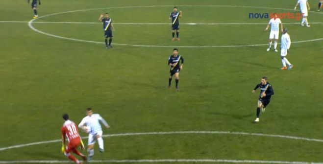 &Chi;έ&rho;&iota; &sigma;&tau;&eta; &phi;ά&sigma;&eta; &tau;&omicron;&upsilon; &gamma;&kappa;&omicron;&lambda; &sigma;&tau;&eta; &Lambda;&alpha;&mu;ί&alpha; - &Tau;ί&pi;&omicron;&tau;&alpha; &delta;&epsilon;&nu; &epsilon;ί&delta;&epsilon; &omicron; &delta;&iota;&alpha;&iota;&tau;&eta;&tau;ή&sigmaf; - &Delta;ί&kappa;&alpha;&iota;&alpha; &phi;&omega;&nu;ά&zeta;&epsilon;&iota; &omicron; &Alpha;&sigma;&tau;έ&rho;&alpha;&sigmaf; (vd)