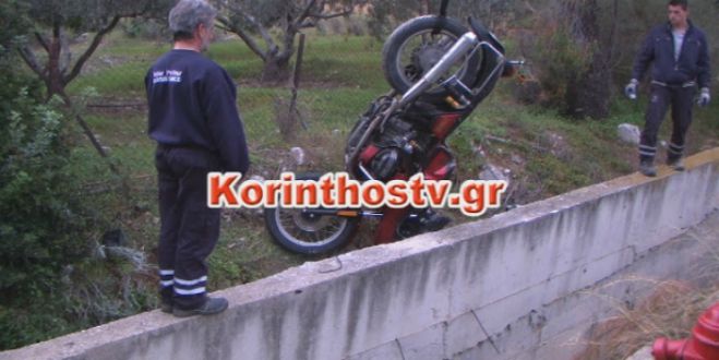 Θανατηφόρο τροχαίο με μοτοσικλετιστή στους Αγίους Θεοδώρους (vd)