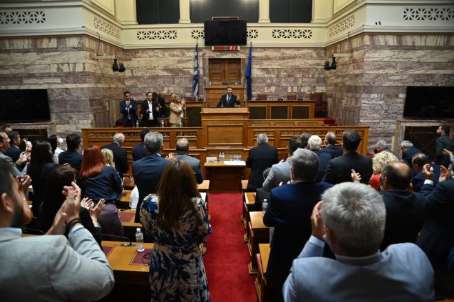 &Sigma;&omicron;&beta;&alpha;&rho;ό&tau;&alpha;&tau;&epsilon;&sigmaf; &kappa;&alpha;&tau;&alpha;&gamma;&gamma;&epsilon;&lambda;ί&epsilon;&sigmaf; &alpha;&pi;ό &Alpha;&nu;&delta;&rho;&omicron;&upsilon;&lambda;ά&kappa;&eta;: "&Pi;&alpha;&rho;&alpha;&kappa;&rho;&alpha;&tau;&iota;&kappa;ό&sigmaf; &mu;&eta;&chi;&alpha;&nu;&iota;&sigma;&mu;ό&sigmaf; &kappa;&iota;&nu;&omicron;ύ&mu;&epsilon;&nu;&omicron;&sigmaf; &alpha;&pi;ό &tau;&eta;&nu; &eta;&gamma;&epsilon;&sigma;ί&alpha; &tau;&eta;&sigmaf; &Nu;.&Delta;. ή&theta;&epsilon;&lambda;&epsilon; έ&nu;&alpha; &Pi;&Alpha;&Sigma;&Omicron;&Kappa; &tau;&omicron;&upsilon; &chi;&epsilon;&rho;&iota;&omicron;ύ &tau;&eta;&sigmaf;"