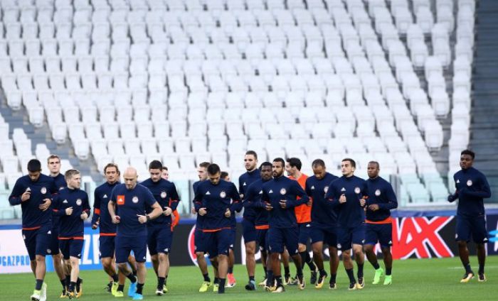 &Gamma;&iota;&omicron;&upsilon;&beta;έ&nu;&tau;&omicron;&upsilon;&sigmaf; - &Omicron;&lambda;&upsilon;&mu;&pi;&iota;&alpha;&kappa;ό&sigmaf; &sigma;&epsilon; &Epsilon;&Rho;&Tau;1, &Epsilon;&Rho;&Tau;HD &kappa;&alpha;&iota; Cosmote