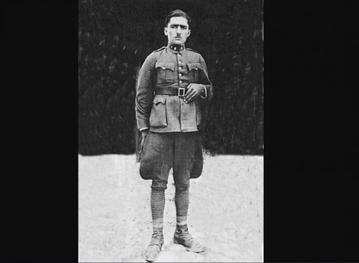 &Omicron; &Alpha;&rho;&kappa;ά&sigmaf; Ή&rho;&omega;&alpha;&sigmaf; &Alpha;&nu;&tau;&omega;&nu;ά&kappa;&omicron;&sigmaf; &pi;&omicron;&upsilon; &epsilon;&xi;&omicron;&upsilon;&delta;&epsilon;&tau;έ&rho;&omega;&sigma;&epsilon; 5 &Iota;&tau;&alpha;&lambda;&iota;&kappa;ά &pi;&omicron;&lambda;&upsilon;&beta;&omicron;&lambda;&epsilon;ί&alpha; &tau;&omicron; 1940!