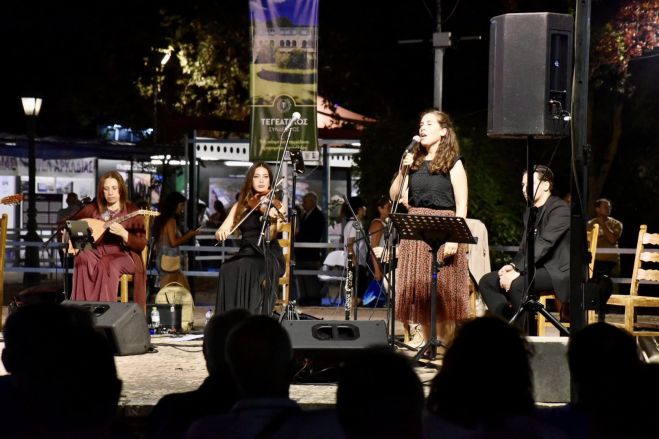 Μουσική βραδιά με τραγούδια για την Παναγία στο Πάρκο του Τεγεατικού Συνδέσμου (εικόνες - βίντεο)