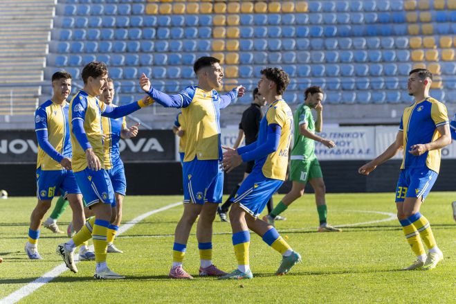 Με Γραμμένο και Λάσκαρη ο Αστέρας Β' κέρδισε τον Μακεδονικό - Μόλις δύο πόντους από την κορυφή!