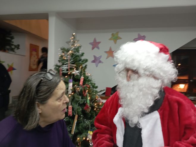Ευχές και δώρα μοίρασε ο Άγιος Βασίλης στη Στεμνίτσα! (εικόνες)