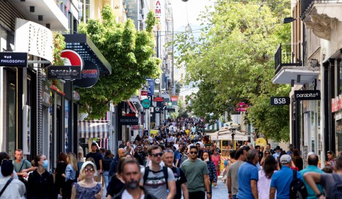 Ανοιχτά τα μαγαζιά κάθε Κυριακή στην Αθήνα για 6 μήνες!