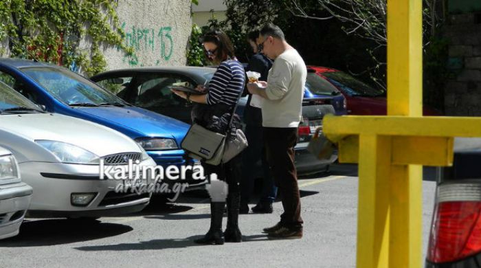 «Βροχή» οι κλήσεις σε όσους παρκάρουν χωρίς κάρτα ελεγχόμενης στάθμευσης στην Τριπολη!