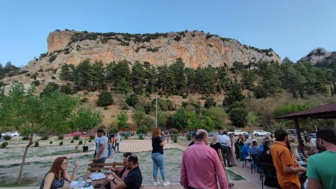 &Tau;&zeta;&iota;&omicron;ύ&mu;&eta;&sigmaf;: "&Sigma;&tau;&omicron;&nu; &Delta;ή&mu;&omicron; &Tau;&rho;ί&pi;&omicron;&lambda;&eta;&sigmaf; &alpha;&gamma;&kappa;&alpha;&lambda;&iota;ά&sigma;&alpha;&mu;&epsilon; &alpha;&pi;ό &tau;&eta;&nu; &pi;&rho;ώ&tau;&eta; &sigma;&tau;&iota;&gamma;&mu;ή &tau;&eta;&nu; &pi;&rho;&omicron;&sigma;&pi;ά&theta;&epsilon;&iota;&alpha; &gamma;&iota;&alpha; &tau;&omicron; &Alpha;&nu;&alpha;&rho;&rho;&iota;&chi;&eta;&tau;&iota;&kappa;ό &Pi;ά&rho;&kappa;&omicron; &Nu;&epsilon;&sigma;&tau;ά&nu;&eta;&sigmaf;"