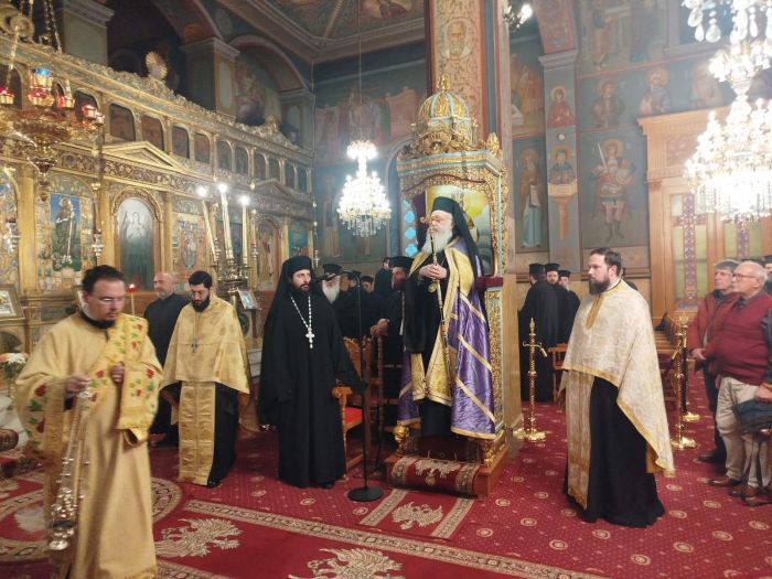 &Delta;΄ &Kappa;&upsilon;&rho;&iota;&alpha;&kappa;ή &tau;&omega;&nu; &Nu;&eta;&sigma;&tau;&epsilon;&iota;ώ&nu; &sigma;&tau;&eta;&nu; &Iota;&epsilon;&rho;ά &Mu;&eta;&tau;&rho;ό&pi;&omicron;&lambda;&eta; &Mu;&alpha;&nu;&tau;&iota;&nu;&epsilon;ί&alpha;&sigmaf; &kappa;&alpha;&iota; &Kappa;&upsilon;&nu;&omicron;&upsilon;&rho;ί&alpha;&sigmaf;