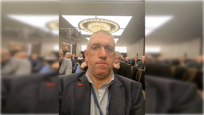 &Pi;&alpha;&pi;&alpha;&delta;&eta;&mu;&eta;&tau;&rho;ί&omicron;&upsilon;: "&Eta; &Alpha;&upsilon;&tau;&omicron;&delta;&iota;&omicron;ί&kappa;&eta;&sigma;&eta; &delta;&epsilon;&nu; &upsilon;&pi;ά&rho;&chi;&epsilon;&iota; &gamma;&iota;&alpha; &nu;&alpha; &lambda;&iota;&beta;&alpha;&nu;ί&zeta;&epsilon;&iota; &kappa;&alpha;&mu;ί&alpha; &kappa;&upsilon;&beta;έ&rho;&nu;&eta;&sigma;&eta; &kappa;&alpha;&iota; &kappa;&alpha;&nu;έ&nu;&alpha; &kappa;ό&mu;&mu;&alpha;. &Upsilon;&pi;ά&rho;&chi;&epsilon;&iota; &gamma;&iota;&alpha; &nu;&alpha; &delta;&iota;&epsilon;&kappa;&delta;&iota;&kappa;&epsilon;ί &gamma;&iota;&alpha; &tau;&iota;&sigmaf; &tau;&omicron;&pi;&iota;&kappa;έ&sigmaf; &kappa;&omicron;&iota;&nu;&omega;&nu;ί&epsilon;&sigmaf;"