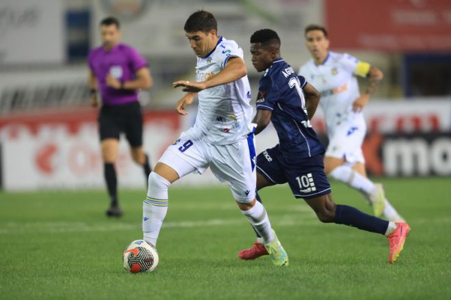 &Iota;&sigma;&omicron;&pi;&alpha;&lambda;ί&alpha; &gamma;&iota;&alpha; &tau;&omicron;&nu; &Alpha;&sigma;&tau;έ&rho;&alpha; &sigma;&tau;&omicron; &Pi;&epsilon;&rho;&iota;&sigma;&tau;έ&rho;&iota; (vd)