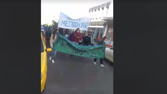 Καταλήψεις | Πορεία από μαθητές το πρωί στη Μεγαλόπολη! (vd)