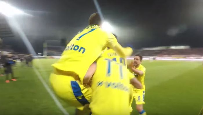 &Alpha;&sigma;&tau;έ&rho;&alpha;&sigmaf; | Ό&sigma;&alpha; "έ&pi;&iota;&alpha;&sigma;&epsilon;" &eta; &pi;&alpha;&rho;&alpha;&kappa;ά&mu;&epsilon;&rho;&alpha; &sigma;&tau;&omicron; &mu;&alpha;&tau;&sigmaf; &mu;&epsilon; &tau;&omicron;&nu; &Omicron;&lambda;&upsilon;&mu;&pi;&iota;&alpha;&kappa;ό! (vd)