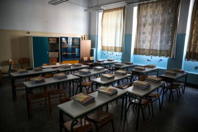 Σύψας: &quot;Δεν αποκλείεται να ξανακλείσουν τα σχολεία την επόμενη εβδομάδα&quot;