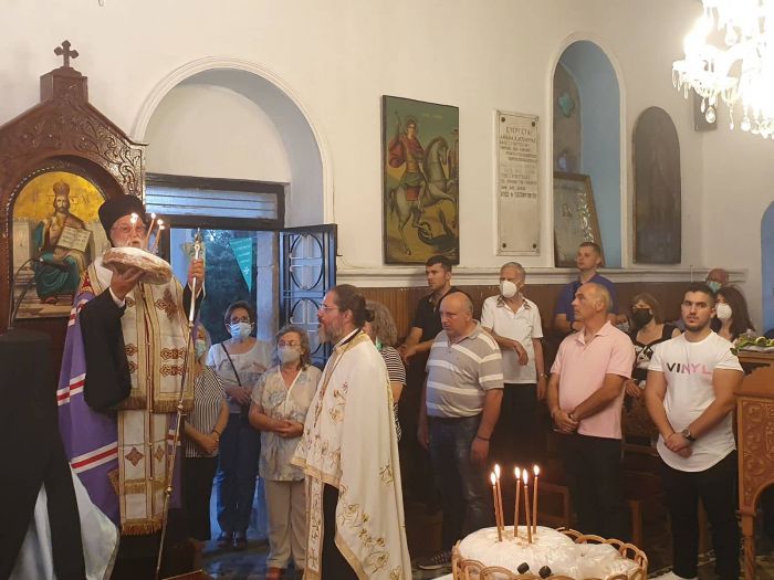 &Tau;&rho;ί&pi;&omicron;&lambda;&eta; | &Omicron; &Epsilon;&sigma;&pi;&epsilon;&rho;&iota;&nu;ό&sigmaf; &tau;&omega;&nu; &Alpha;&gamma;ί&omega;&nu; &Alpha;&pi;&omicron;&sigma;&tau;ό&lambda;&omega;&nu; &sigma;&tau;&omicron; &gamma;&rho;&alpha;&phi;&iota;&kappa;ό &epsilon;&kappa;&kappa;&lambda;&eta;&sigma;ά&kappa;&iota; &tau;&omicron;&upsilon;&sigmaf; (&epsilon;&iota;&kappa;ό&nu;&epsilon;&sigmaf;)