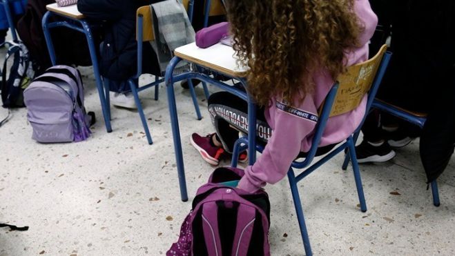 &Tau;&epsilon;&lambda;&epsilon;&upsilon;&tau;&alpha;ί&omicron; &kappa;&omicron;&upsilon;&delta;&omicron;ύ&nu;&iota; &sigma;&tau;&alpha; &sigma;&chi;&omicron;&lambda;&epsilon;ί&alpha;
