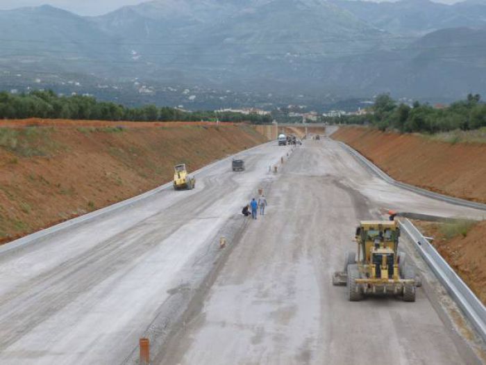 Το καλοκαίρι έτοιμος ο περιφερειακός της Καλαμάτας! (vd)