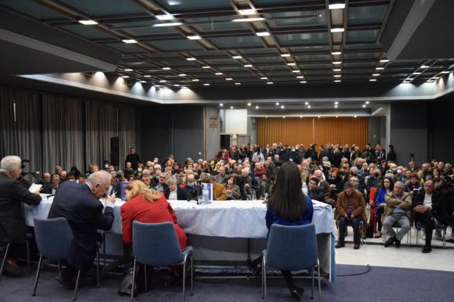 &Sigma;&tau;&eta;&nu; &Tau;&rho;ί&pi;&omicron;&lambda;&eta; &pi;&alpha;&rho;&omicron;&upsilon;&sigma;&iota;ά&sigma;&tau;&eta;&kappa;&epsilon; &tau;&omicron; &beta;&iota;&beta;&lambda;ί&omicron; &tau;&omicron;&upsilon; &Omicron;&delta;&upsilon;&sigma;&sigma;έ&alpha; &Kappa;&omega;&nu;&sigma;&tau;&alpha;&nu;&tau;&iota;&nu;ό&pi;&omicron;&upsilon;&lambda;&omicron;&upsilon;! (vd)