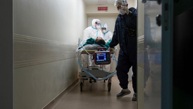 Παναρκαδικό Νοσοκομείο | Αυξάνονται καθημερινά οι ασθενείς με covid