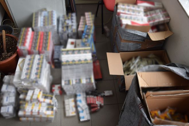 Σύλληψη Πακιστανού στην Τρίπολη | Κατασχέθηκαν 2.483 πακέτα με λαθραία τσιγάρα!