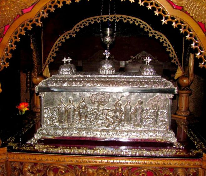 &Tau;&omicron; &mu;&alpha;&rho;&tau;&upsilon;&rho;&iota;&kappa;ό &rho;ά&sigma;&omicron; &tau;&omicron;&upsilon; &Alpha;&gamma;ί&omicron;&upsilon; &Nu;&epsilon;&omicron;&mu;ά&rho;&tau;&upsilon;&rho;&omicron;&sigmaf; &Pi;&alpha;ύ&lambda;&omicron;&upsilon; &theta;&alpha; &upsilon;&pi;&omicron;&delta;&epsilon;&chi;&tau;&epsilon;ί &eta; &Tau;&rho;ί&pi;&omicron;&lambda;&eta;