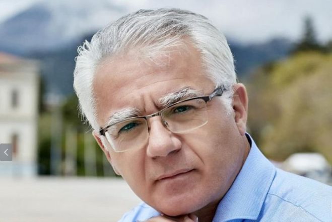 &Sigma;&mu;&upsilon;&rho;&nu;&iota;ώ&tau;&eta;&sigmaf;: "&Epsilon;&gamma;ώ &kappa;&alpha;&iota; &eta; &Pi;&alpha;&rho;ά&tau;&alpha;&xi;ή &mu;&omicron;&upsilon; &mu;&iota;&lambda;ά&mu;&epsilon; &mu;&epsilon; &sigma;&tau;&omicron;&iota;&chi;&epsilon;ί&alpha;, &omicron; &kappa;. &Tau;&zeta;&iota;&omicron;ύ&mu;&eta;&sigmaf; &mu;&epsilon; &pi;&alpha;&rho;&omicron;&iota;&mu;ί&epsilon;&sigmaf;"