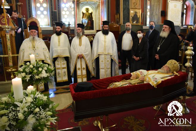 &Sigma;&epsilon; &kappa;&lambda;ί&mu;&alpha; &sigma;&upsilon;&gamma;&kappa;ί&nu;&eta;&sigma;&eta;&sigmaf; &eta; &Epsilon;&xi;ό&delta;&iota;&omicron;&sigmaf; &Alpha;&kappa;&omicron;&lambda;&omicron;&upsilon;&theta;ί&alpha; &tau;&omicron;&upsilon; &mu;&alpha;&kappa;&alpha;&rho;&iota;&sigma;&tau;&omicron;ύ &Mu;&eta;&tau;&rho;&omicron;&pi;&omicron;&lambda;ί&tau;&eta; &kappa;&upsilon;&rho;&omicron;ύ &Alpha;&mu;&beta;&rho;&omicron;&sigma;ί&omicron;&upsilon; &sigma;&tau;&eta;&nu; &Tau;&rho;ί&pi;&omicron;&lambda;&eta; (&epsilon;&iota;&kappa;ό&nu;&epsilon;&sigmaf;)