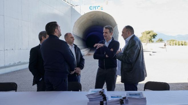&Mu;&eta;&tau;&sigma;&omicron;&tau;ά&kappa;&eta;&sigmaf;: "&Eta; &alpha;&pi;&lambda;ή &alpha;&nu;&alpha;&lambda;&omicron;&gamma;&iota;&kappa;ή &epsilon;ί&nu;&alpha;&iota; &sigma;&upsilon;&nu;&tau;&alpha;&gamma;ή &alpha;&kappa;&upsilon;&beta;&epsilon;&rho;&nu;&eta;&sigma;ί&alpha;&sigmaf;- &Theta;έ&lambda;&omicron;&upsilon;&mu;&epsilon; &tau;&eta; &Nu;&Delta; &alpha;&upsilon;&tau;&omicron;&delta;ύ&nu;&alpha;&mu;&eta; &sigma;&tau;&eta; &delta;&epsilon;ύ&tau;&epsilon;&rho;&eta; &kappa;ά&lambda;&pi;&eta;"