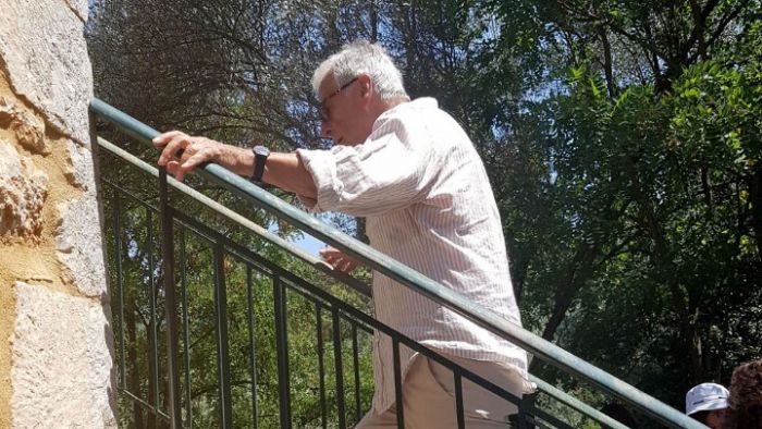 Γορτυνία | Το πατρικό του στα Λουτρά Ηραίας επισκέφτηκε ο Κώστας Γαβράς