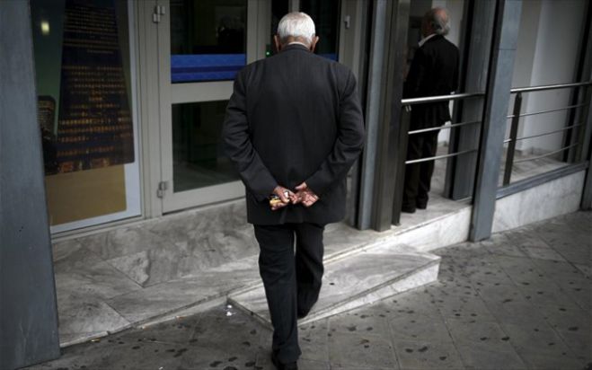 Συνταξιούχοι | Ποιοι θα δουν χρήματα στον λογαριασμό τους και την Πέμπτη