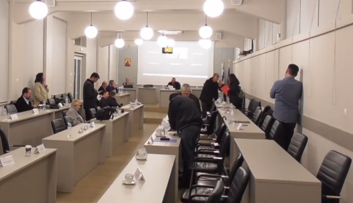 Ψήφισμα για να παραμείνουν ενεργά τα στρατόπεδα της Τρίπολης εγκρίθηκε στο περιφερειακό συμβούλιο