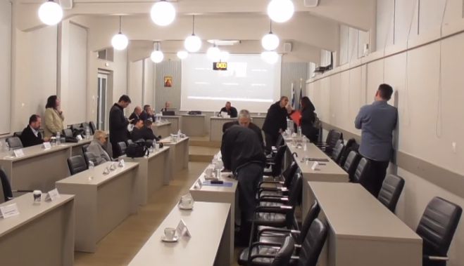 Ψήφισμα για να παραμείνουν ενεργά τα στρατόπεδα της Τρίπολης εγκρίθηκε στο περιφερειακό συμβούλιο