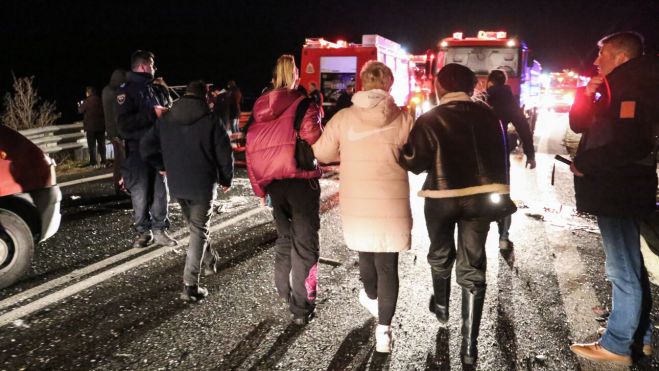 &Tau;έ&mu;&pi;&eta; | &Epsilon;&pi;&iota;&beta;ά&tau;&eta;&sigmaf; &alpha;&pi;ό &tau;&eta;&nu; &Tau;&rho;ί&pi;&omicron;&lambda;&eta; &sigma;&tau;&omicron;&upsilon;&sigmaf; &delta;&iota;&alpha;&sigma;&omega;&theta;έ&nu;&tau;&epsilon;&sigmaf; - "Έ&nu;&alpha; &epsilon;&upsilon;&chi;&alpha;&rho;&iota;&sigma;&tau;ώ &epsilon;ί&nu;&alpha;&iota; &lambda;ί&gamma;&omicron;"