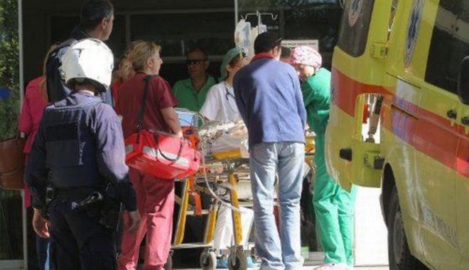 &Sigma;&tau;&omicron; &pi;&lambda;&epsilon;&upsilon;&rho;ό &tau;&omicron;&upsilon; ά&tau;&upsilon;&chi;&omicron;&upsilon; 11&chi;&rho;&omicron;&nu;&omicron;&upsilon; &beta;&rho;έ&theta;&eta;&kappa;&epsilon; &omicron; &Alpha;&nu;&delta;&rho;έ&alpha;&sigmaf; &Lambda;&upsilon;&kappa;&omicron;&upsilon;&rho;έ&nu;&tau;&zeta;&omicron;&sigmaf;