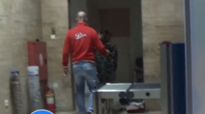 &Pi;ά&tau;&rho;&alpha;: &Kappa;&rho;&alpha;&tau;&epsilon;ί&tau;&alpha;&iota; &eta; 20&chi;&rho;&omicron;&nu;&eta; &mu;ά&nu;&alpha; &pi;&omicron;&upsilon; &epsilon;&gamma;&kappa;&alpha;&tau;έ&lambda;&epsilon;&iota;&psi;&epsilon; &tau;&alpha; &tau;&rho;ί&alpha; &pi;&alpha;&iota;&delta;&iota;ά &tau;&eta;&sigmaf; (vd)