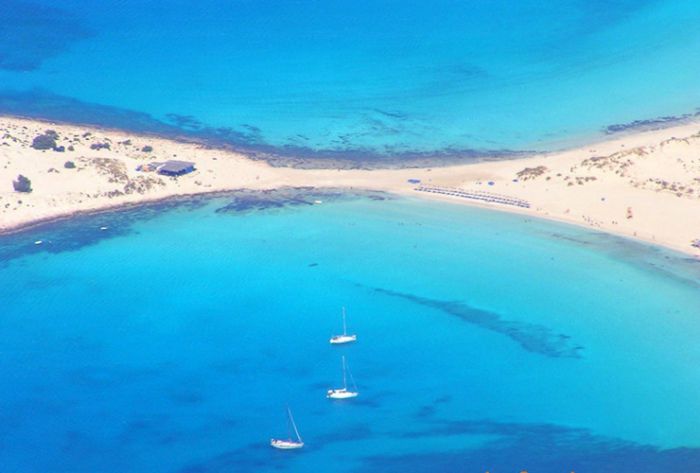 Μία παραλία της Πελοποννήσου ανάμεσα στις 15 ομορφότερες παραλίες στην Ευρώπη για το 2017!