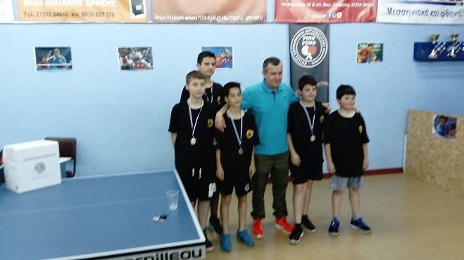 &Delta;&epsilon;ύ&tau;&epsilon;&rho;&omicron; &tau;&omicron; ping - pong &tau;&eta;&sigmaf; &Alpha;&Epsilon;&Kappa; &Tau;&rho;ί&pi;&omicron;&lambda;&eta;&sigmaf; &sigma;&epsilon; &tau;&omicron;&upsilon;&rho;&nu;&omicron;&upsilon;ά &tau;&eta;&sigmaf; &Kappa;&alpha;&lambda;&alpha;&mu;ά&tau;&alpha;&sigmaf;