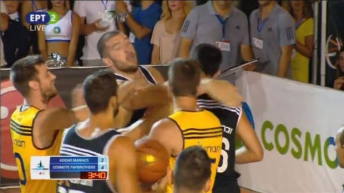 "Άναψαν τα αίματα" με πρώην παίχτη του Αρκαδικού! (vd)
