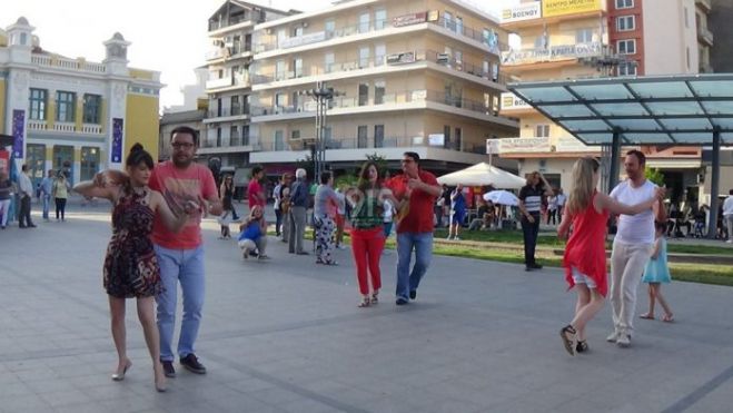 Λάτιν ρυθμοί στην “ανοιχτή πρόβα” της Φιλαρμονικής (vd)