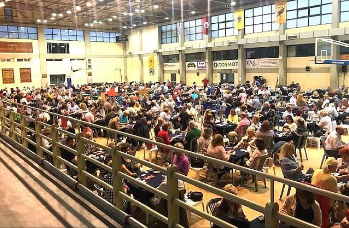 &Sigma;&tau;&omicron; &Pi;&alpha;&nu;&epsilon;&lambda;&lambda;ή&nu;&iota;&omicron; &Pi;&rho;&omega;&tau;ά&theta;&lambda;&eta;&mu;&alpha; Bridge &Mu;&alpha;&theta;&eta;&tau;ώ&nu; &omicron; &Alpha;&rho;&kappa;&alpha;&delta;&iota;&kappa;ό&sigmaf; Ό&mu;&iota;&lambda;&omicron;&sigmaf; (&epsilon;&iota;&kappa;ό&nu;&epsilon;&sigmaf;)