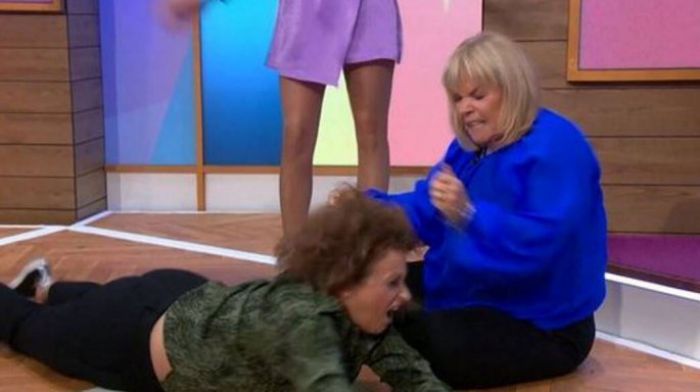 &Chi;ά&omicron;&sigmaf; &sigma;&epsilon; &tau;&eta;&lambda;&epsilon;&omicron;&pi;&tau;&iota;&kappa;ή &epsilon;&kappa;&pi;&omicron;&mu;&pi;ή | &Pi;&iota;ά&sigma;&tau;&eta;&kappa;&alpha;&nu; &mu;&alpha;&lambda;&lambda;ί &mu;&epsilon; &mu;&alpha;&lambda;&lambda;ί! (vd)