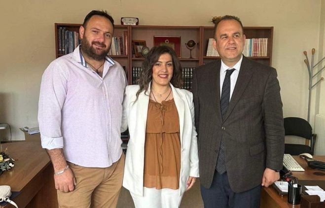 Τρόπαια | Ο Δήμαρχος Γορτυνίας πάντρεψε την Δήμητρα Μουργελά και τον Μιχάλη Μουστόγιαννη