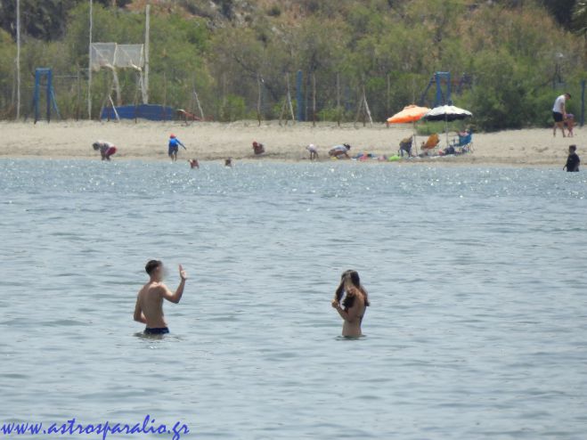 &Delta;&epsilon;&upsilon;&tau;έ&rho;&alpha; &tau;&omicron;&upsilon; &Pi;ά&sigma;&chi;&alpha; &mu;&epsilon; &beta;&omicron;&upsilon;&tau;&iota;έ&sigmaf; &sigma;&tau;&omicron; &Pi;&alpha;&rho;ά&lambda;&iota;&omicron; Ά&sigma;&tau;&rho;&omicron;&sigmaf;!