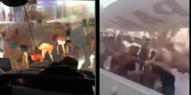 Ά&gamma;&rho;&iota;&omicron; &xi;ύ&lambda;&omicron; &kappa;&alpha;&iota; &mu;&alpha;&chi;&alpha;&iota;&rho;ώ&mu;&alpha;&tau;&alpha; &mu;&epsilon;&tau;&alpha;&xi;ύ &tau;&omicron;&upsilon;&rho;&iota;&sigma;&tau;ώ&nu; &sigma;&epsilon; &xi;&epsilon;&nu;&omicron;&delta;&omicron;&chi;&epsilon;ί&omicron; &sigma;&tau;&eta;&nu; &Alpha;&gamma;ί&alpha; &Nu;ά&pi;&alpha;