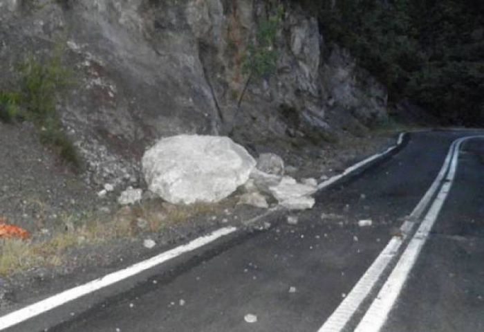 Έκλεισε η παλιά Εθνική Οδός &quot;Καλαμάτας - Σπάρτης&quot;, λόγω κατολισθήσεων!